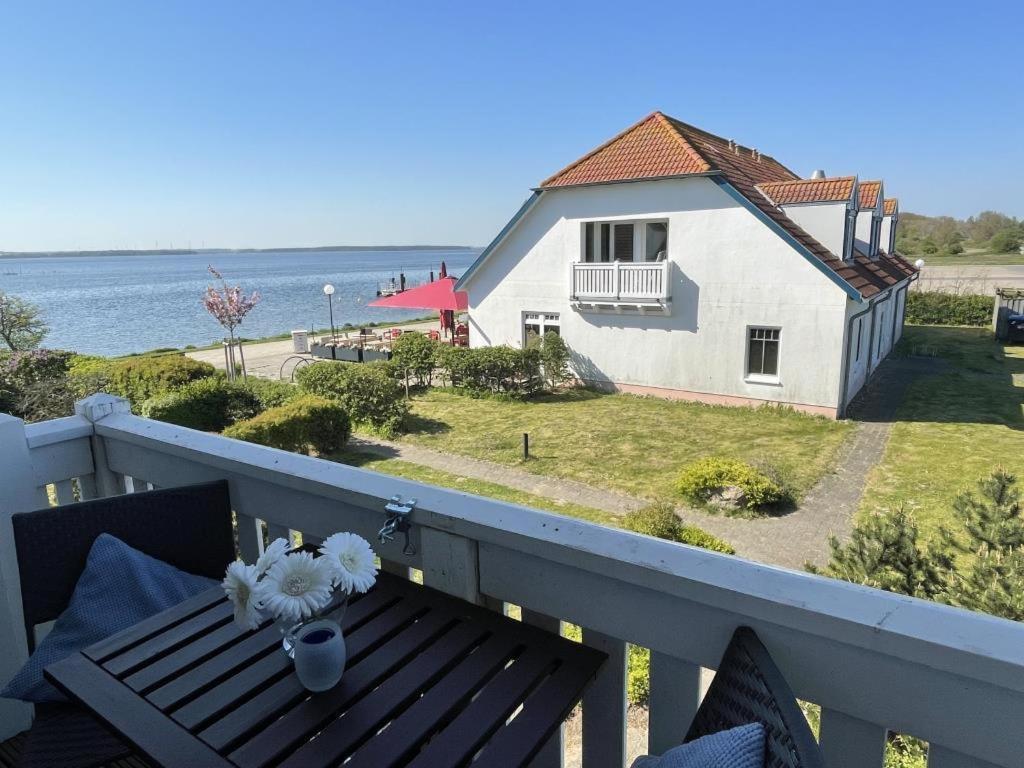 Fewo 02 Ferienwohnung Mit Meerblick 레리크 외부 사진